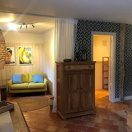 La Tour De Cause B&B 캬스텔노라샤펠